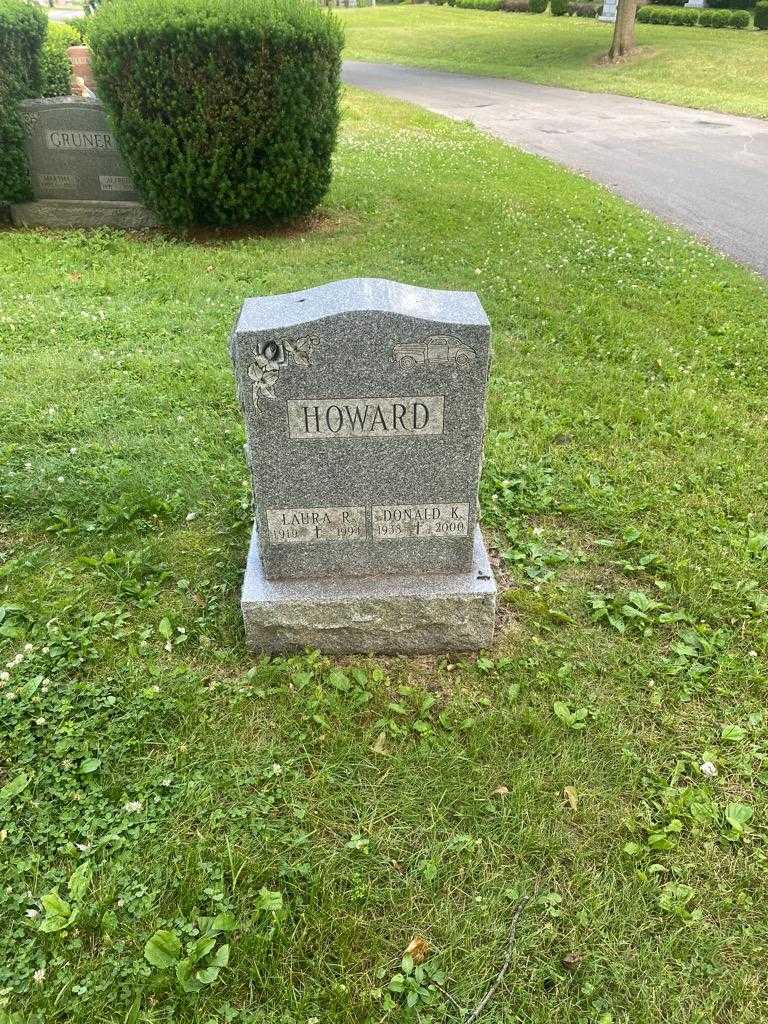 Donald K. Howard's grave. Photo 2
