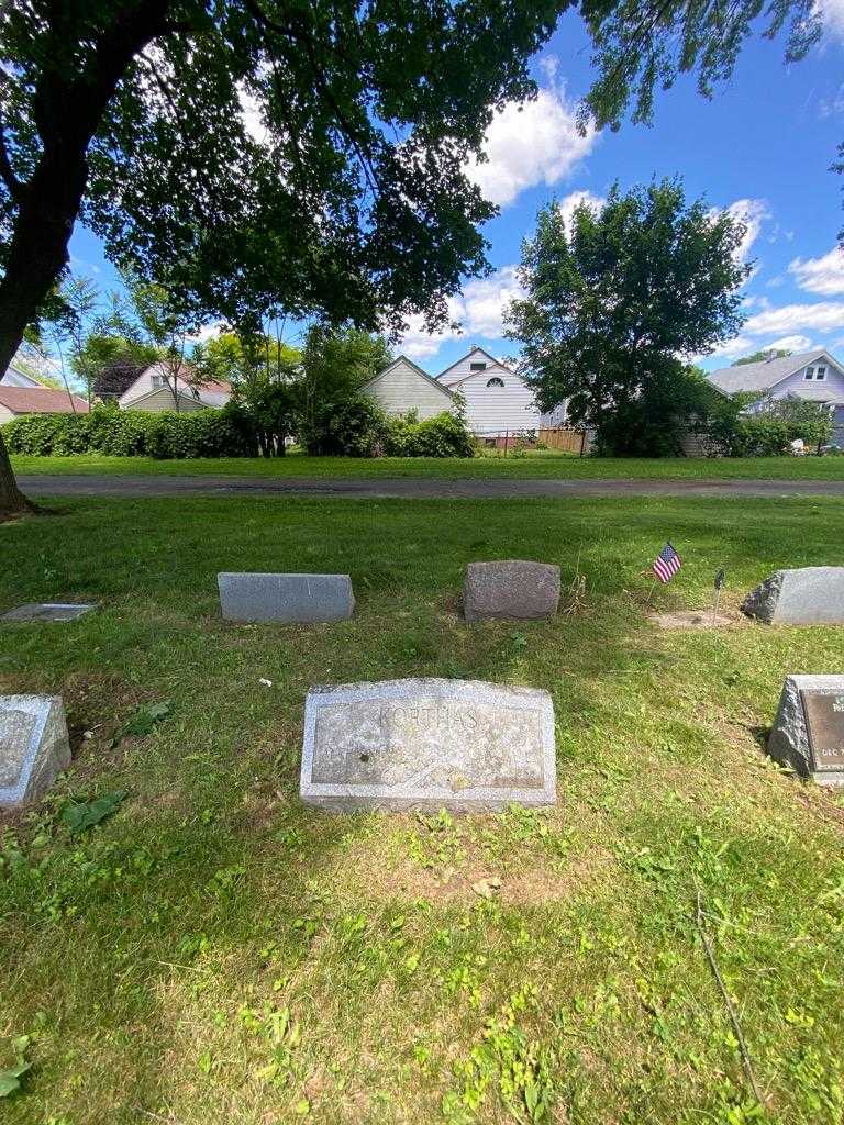 Anthony Korthas's grave. Photo 1