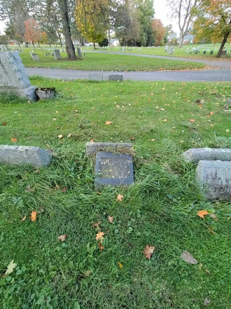 Mathilda Mc Cann's grave. Photo 1