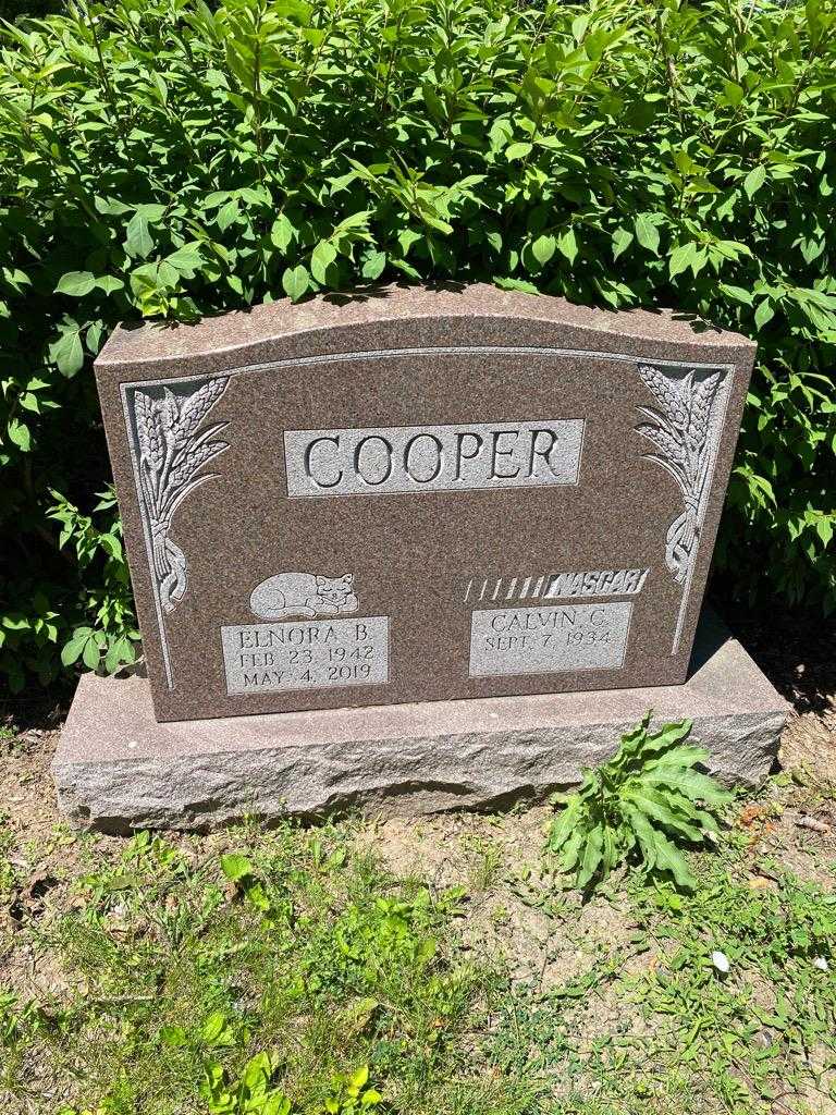 Elnora B. Cooper's grave. Photo 2