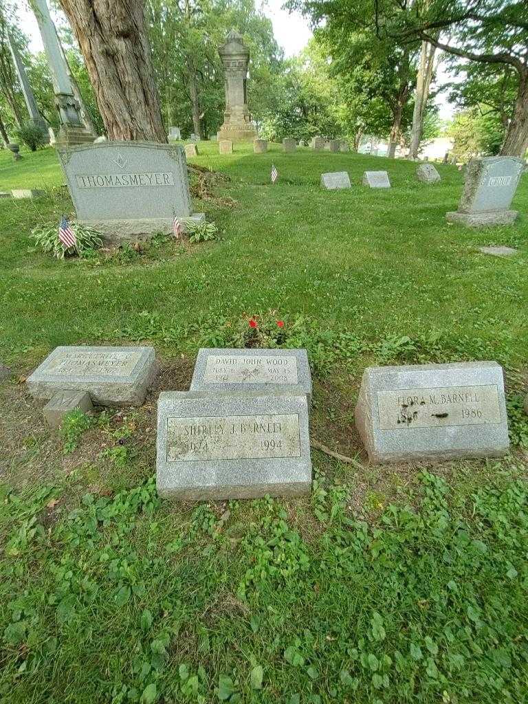 Shirley J. Barnell's grave. Photo 1