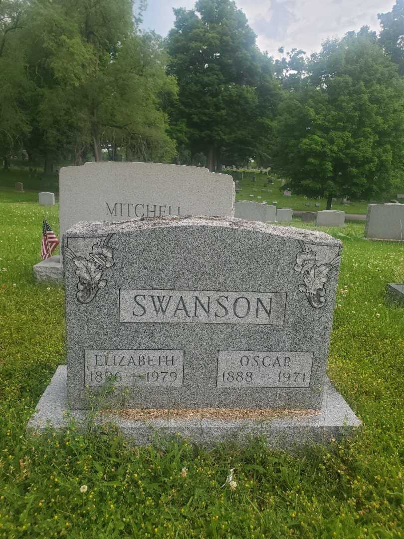 Oscar Swanson's grave. Photo 3