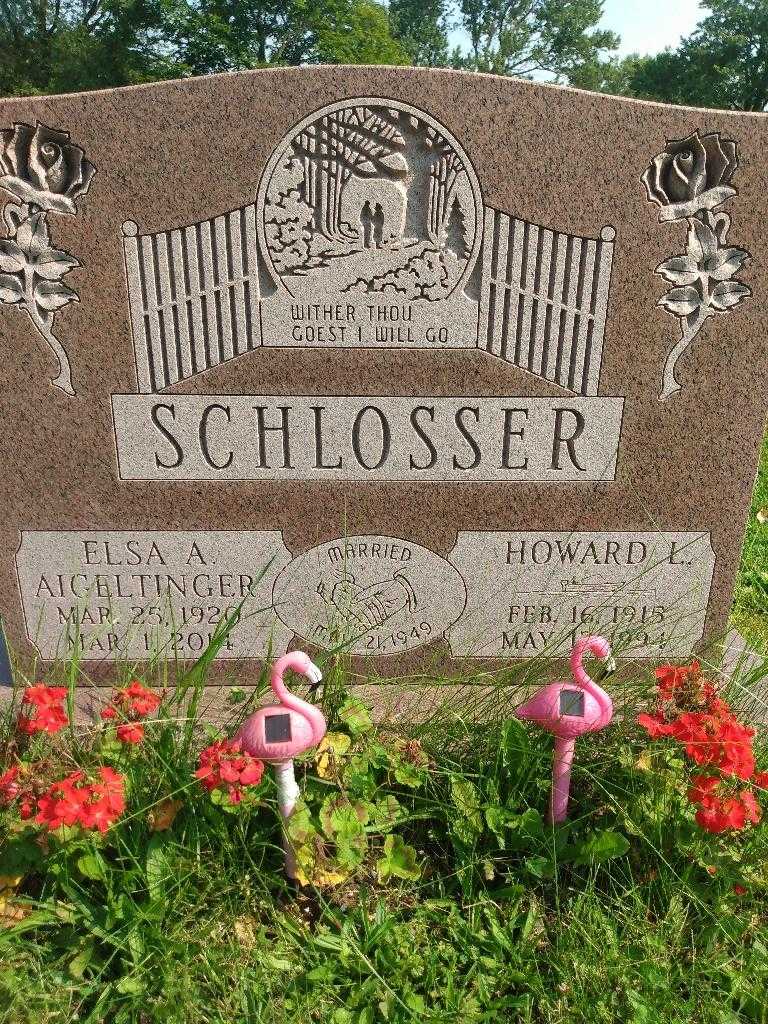Elsa A. Schlosser Aigeltinger's grave. Photo 3