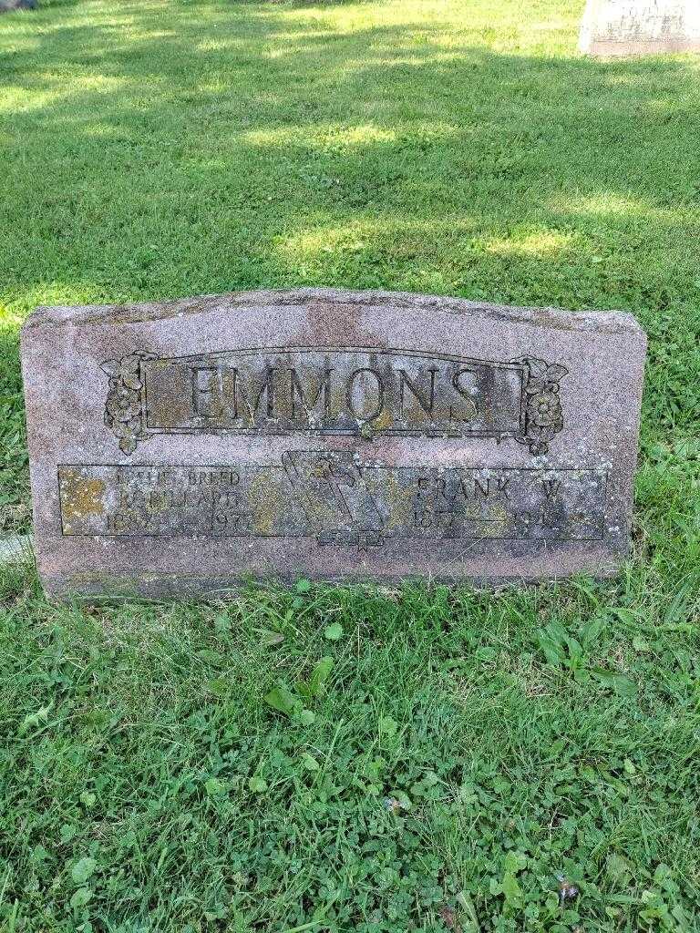 Leslie Breed Robillard's grave. Photo 2