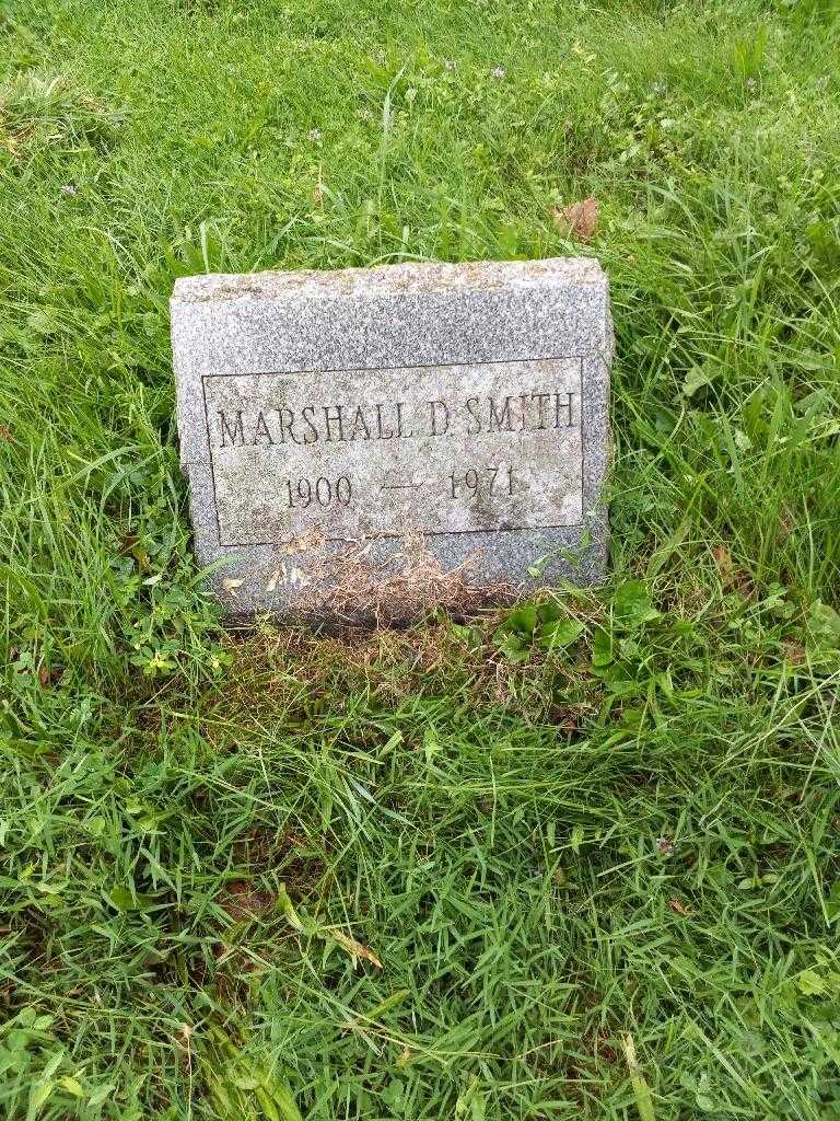 Marshall D. Smith's grave. Photo 3