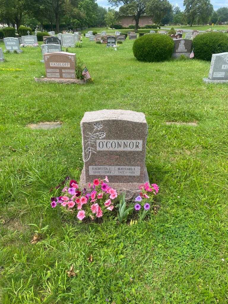 Lauretta E. O'Connor's grave. Photo 3