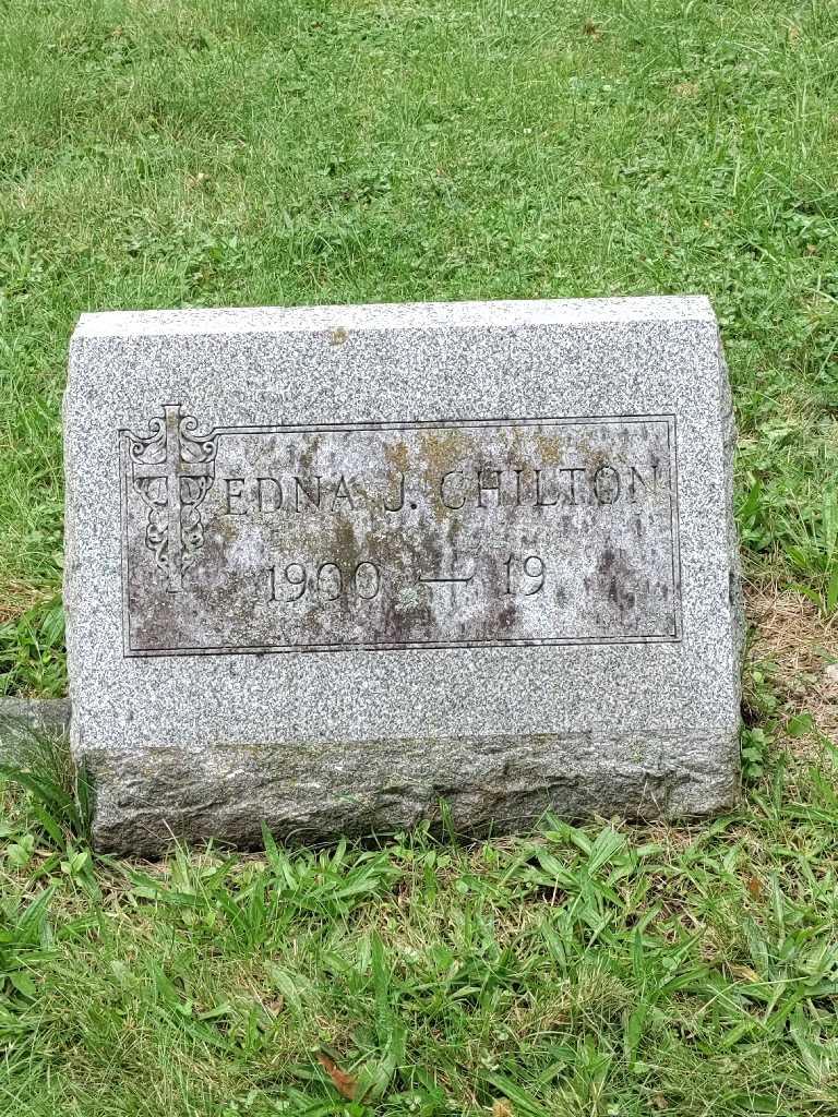 Edna J. Chilton's grave. Photo 3