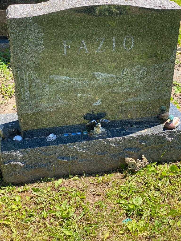 James Fazio's grave. Photo 3