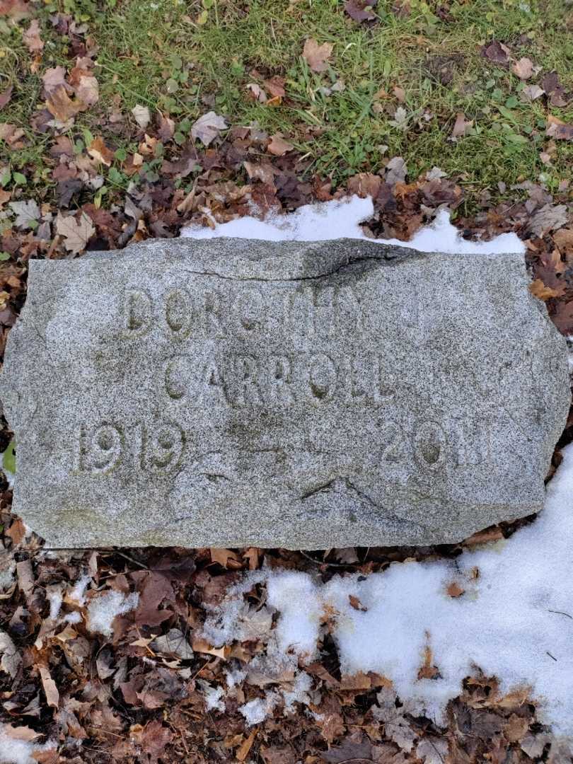 Dorothy J. Carroll's grave. Photo 3