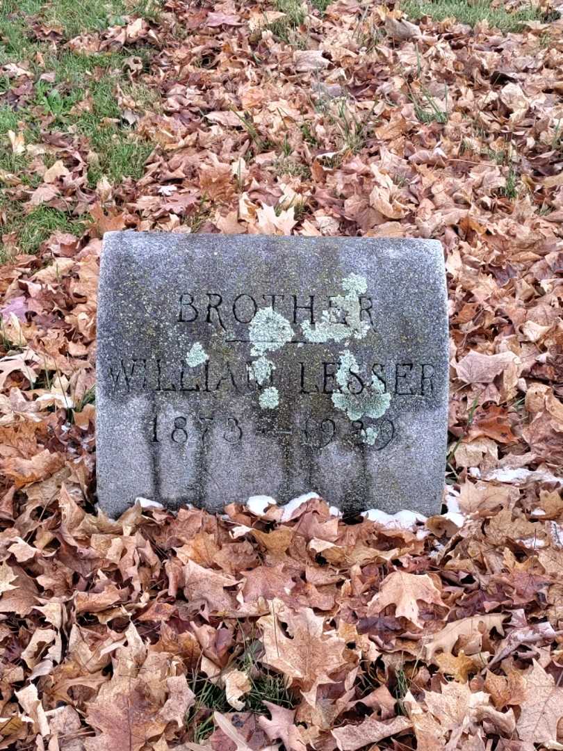 William Lesser's grave. Photo 3