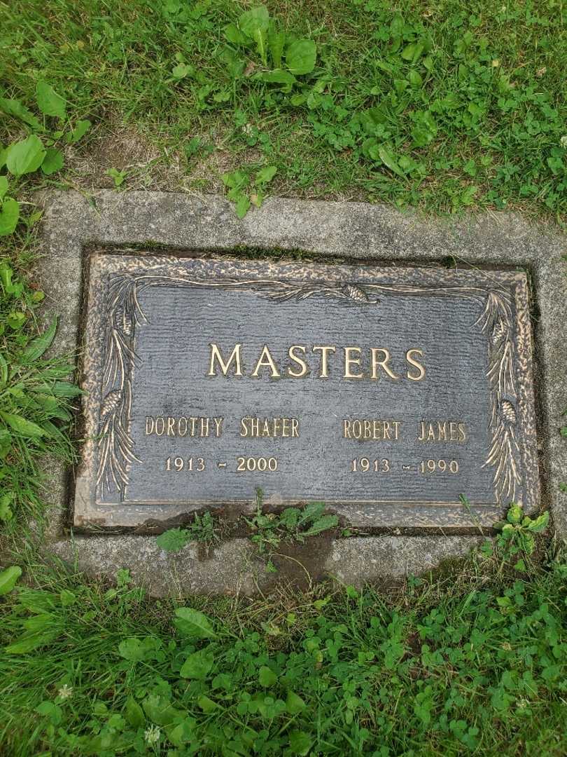 Dorothy Masters Shafer's grave. Photo 3