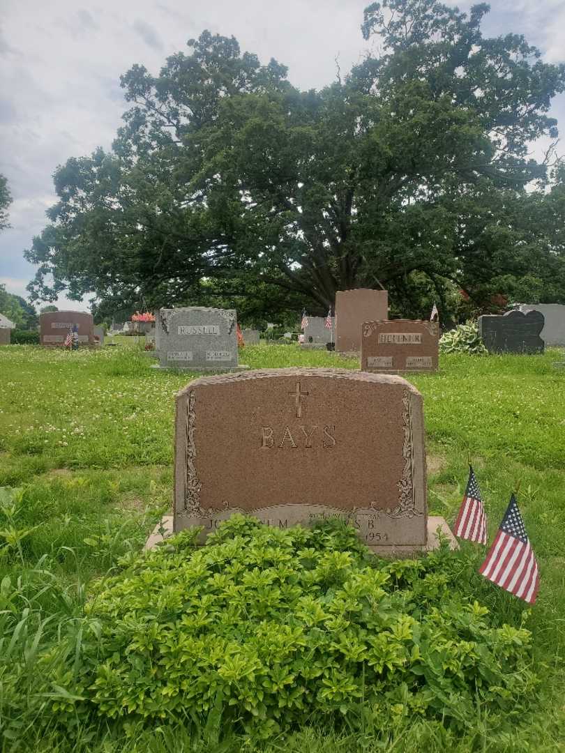 Josephine M. Bays's grave. Photo 2