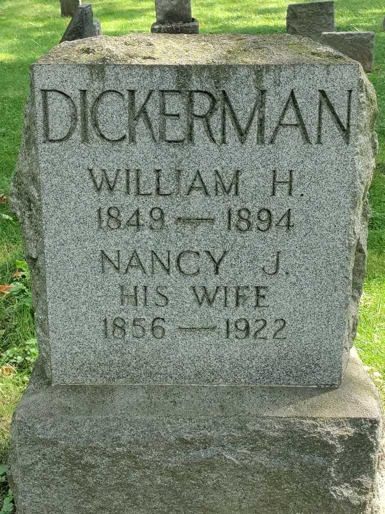 William H. Dickerman's grave. Photo 3