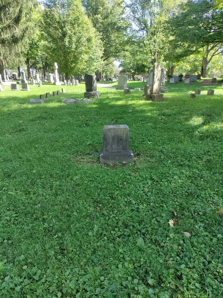 Anson M. Van Luven's grave. Photo 1