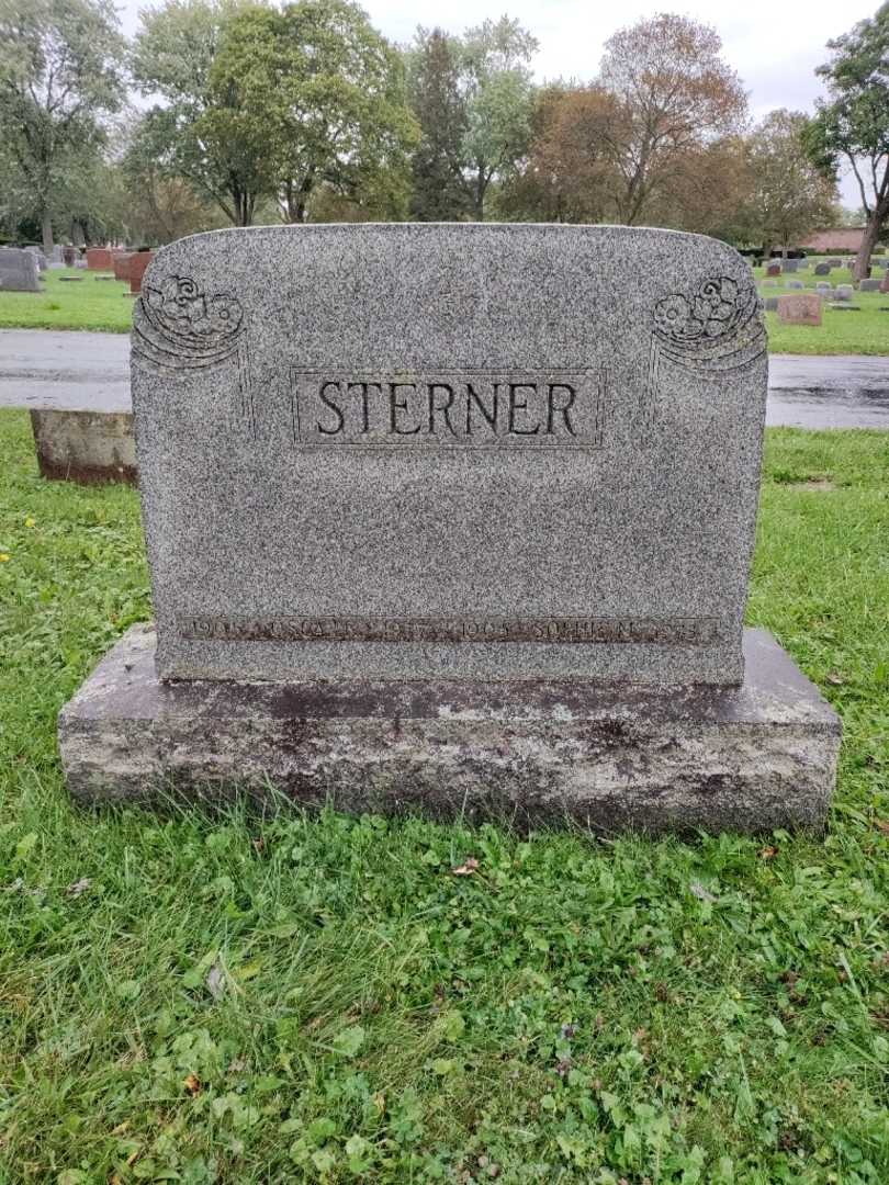 Sophie K. Sterner's grave. Photo 2