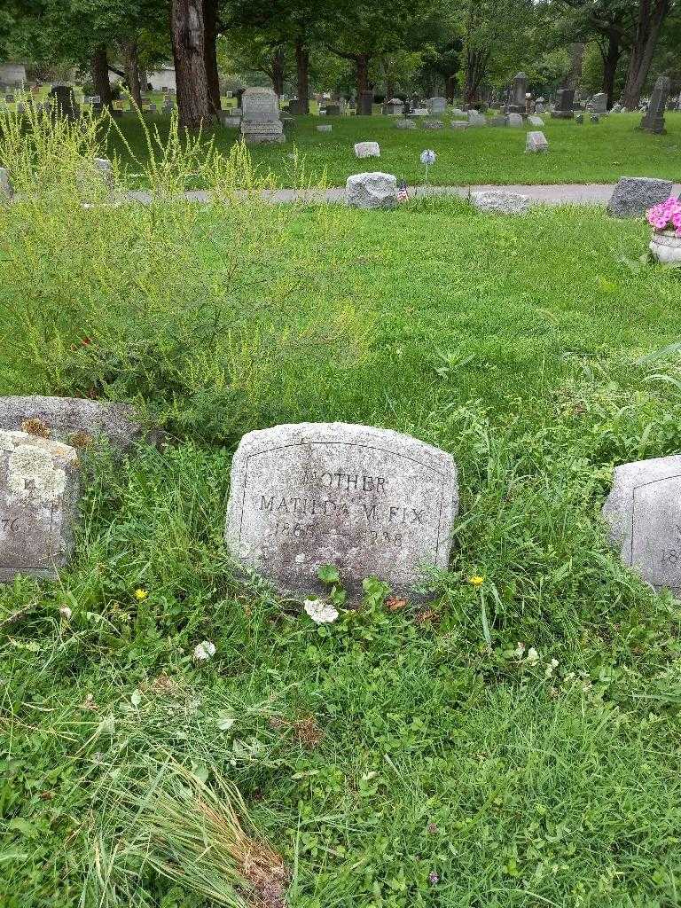 Matilda M. Fix's grave. Photo 1