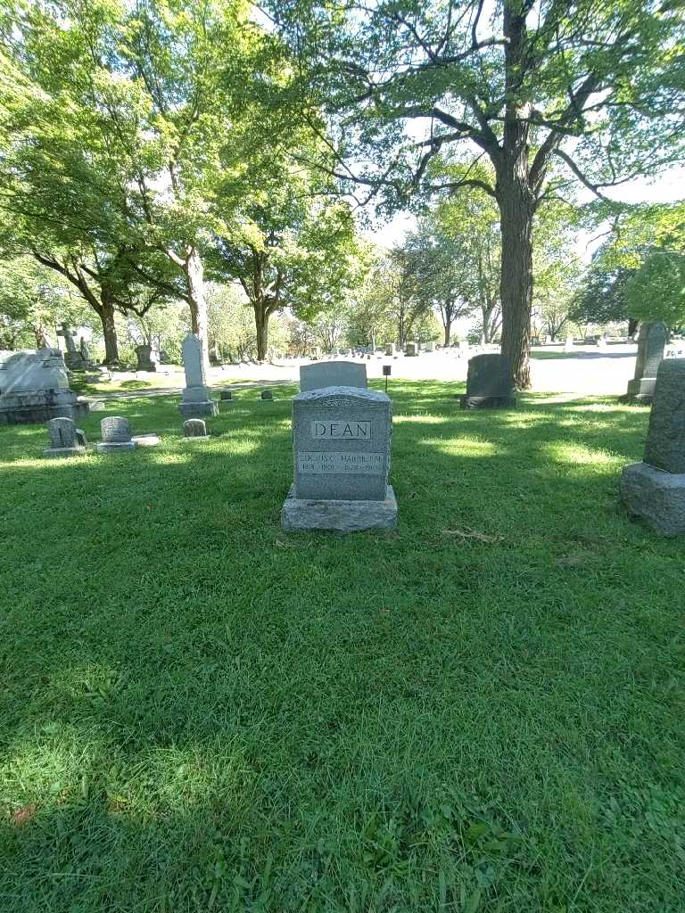 Lucius C. Dean's grave. Photo 1