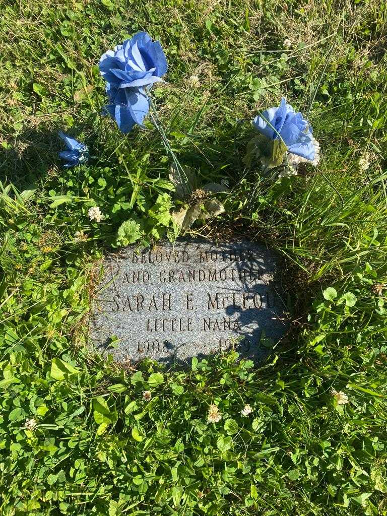 Sarah E. "Little Nana" McLeod's grave. Photo 1