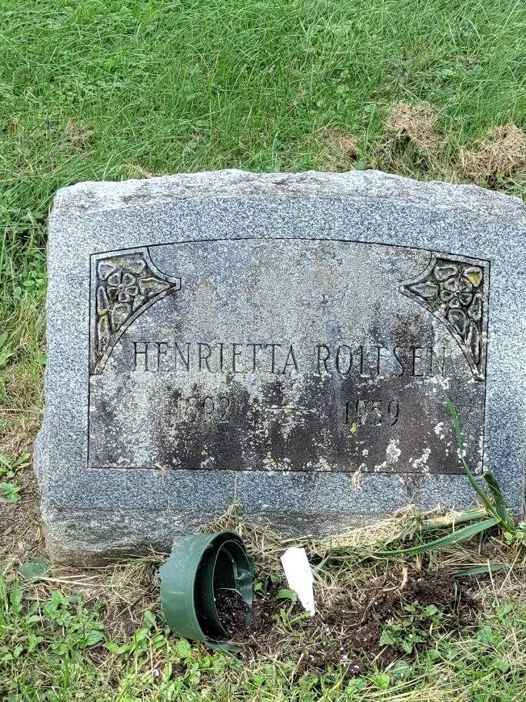 Henrietta Rolfsen's grave. Photo 3