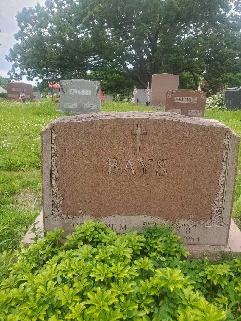 Josephine M. Bays's grave. Photo 3