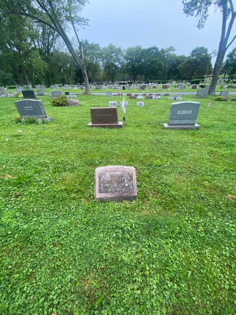 John P. Landt's grave. Photo 1