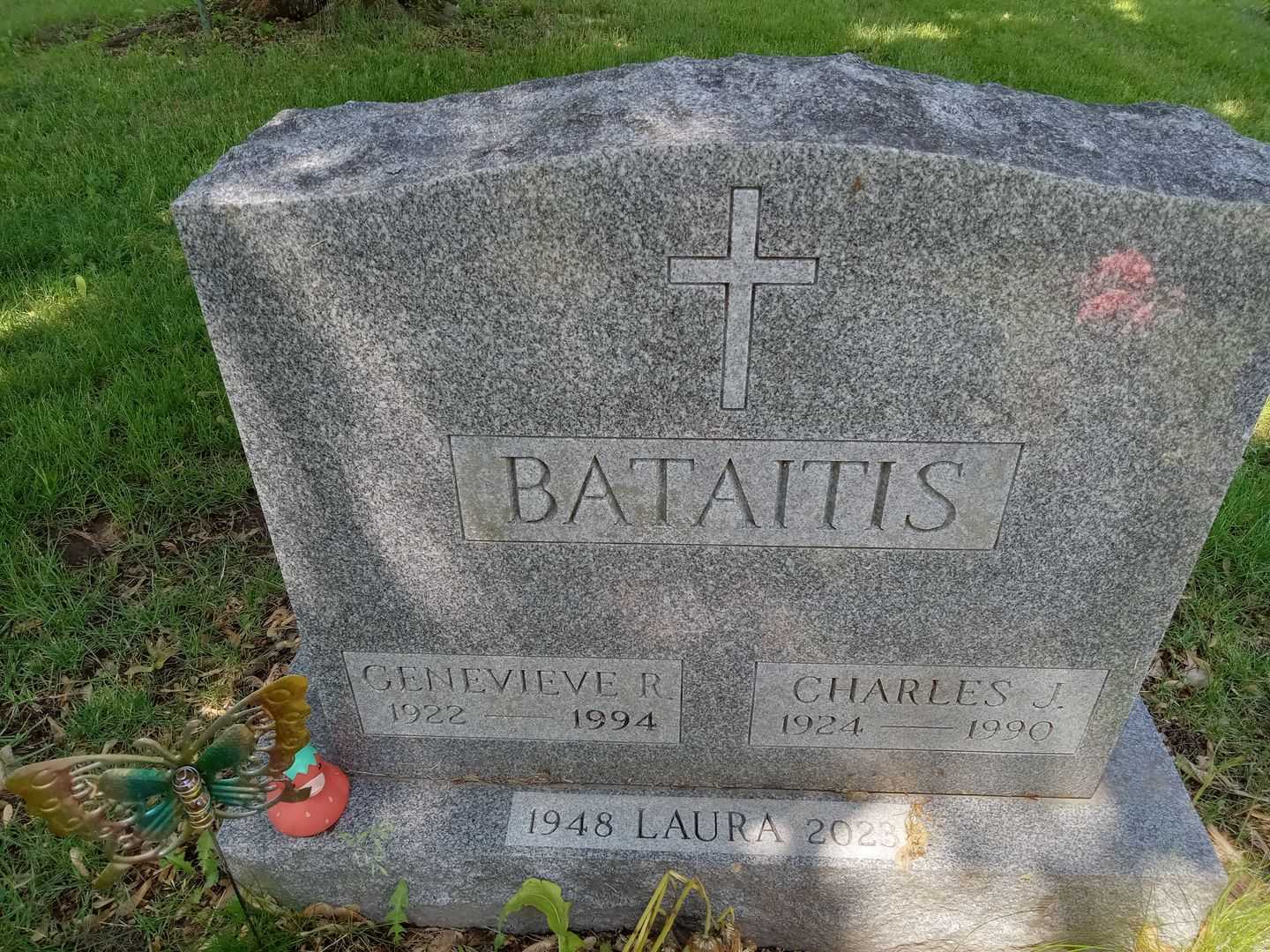 Charles J. Bataitis's grave. Photo 1