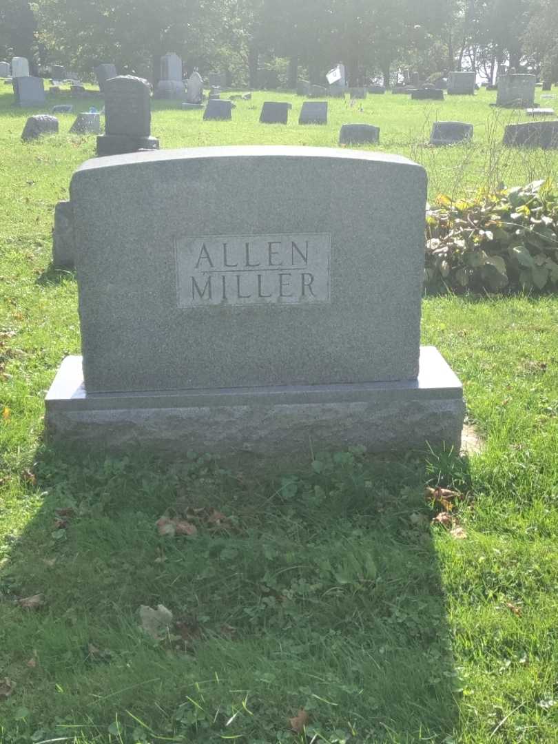 Charles M. Brown's grave. Photo 4