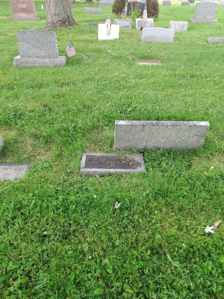 Michael Yakawiak's grave. Photo 1