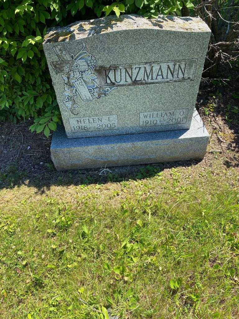 William O. Kunzmann's grave. Photo 2