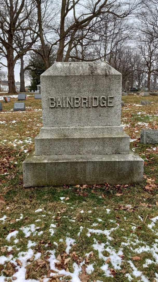 Carrie M. Bainbridge's grave. Photo 4