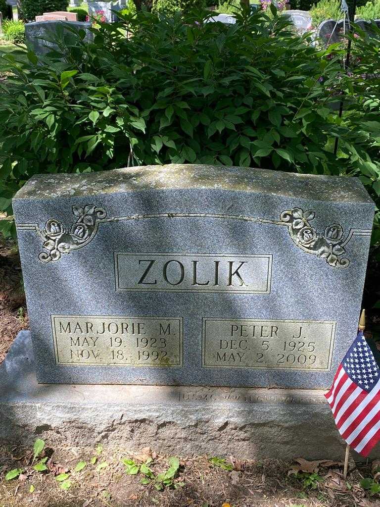 Peter J. Zolik's grave. Photo 3