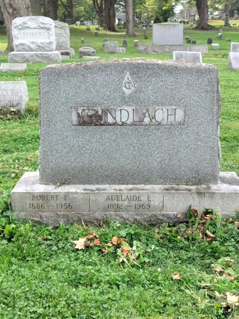 Adelaide E. Gundlach's grave. Photo 3