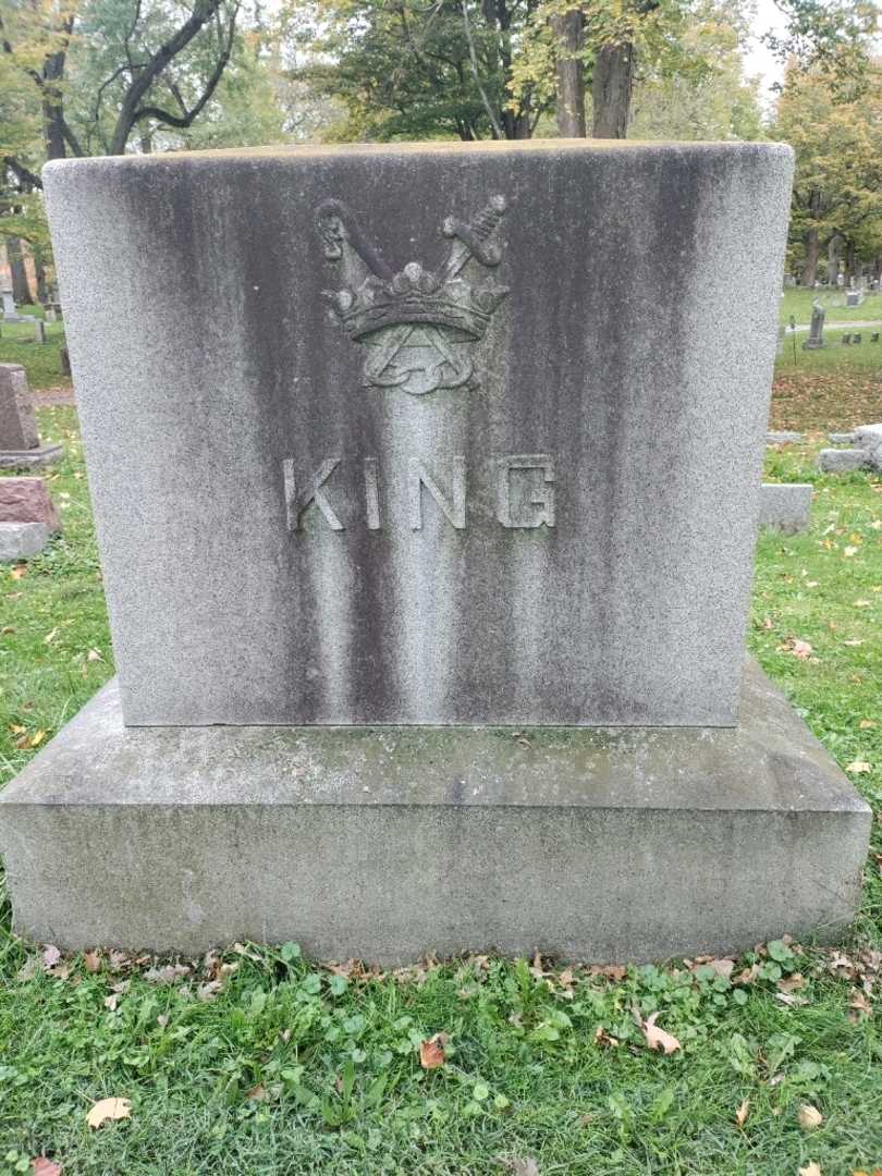 Mary B. King's grave. Photo 5
