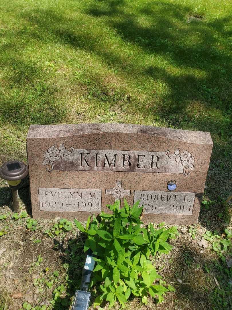 Evelyn M. Kimber's grave. Photo 3