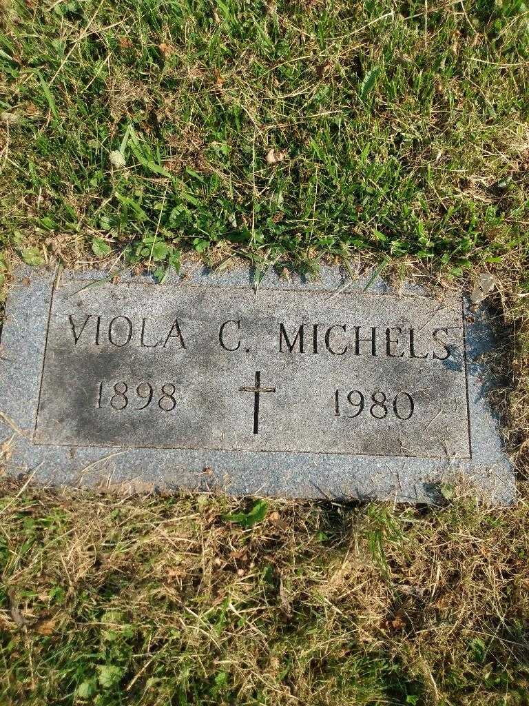 Viola C. Michels's grave. Photo 3