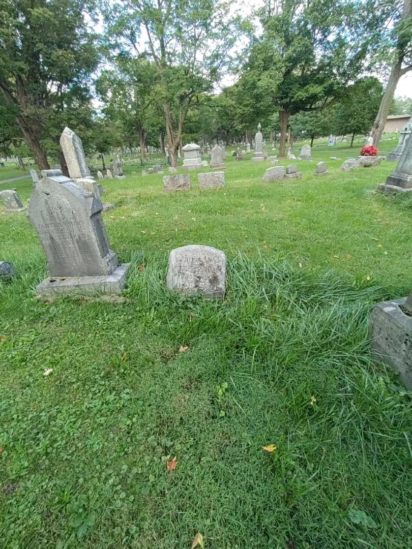 Frederick E. Hahn's grave. Photo 1