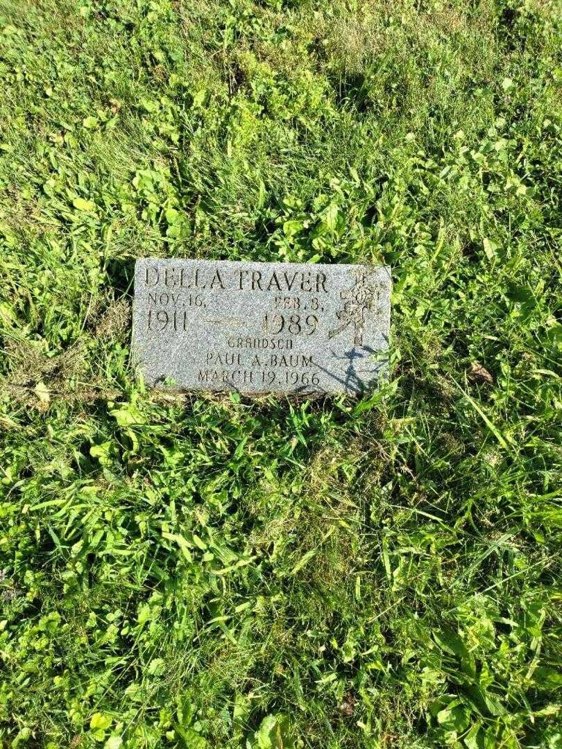 Arthur J. Traver's grave. Photo 5