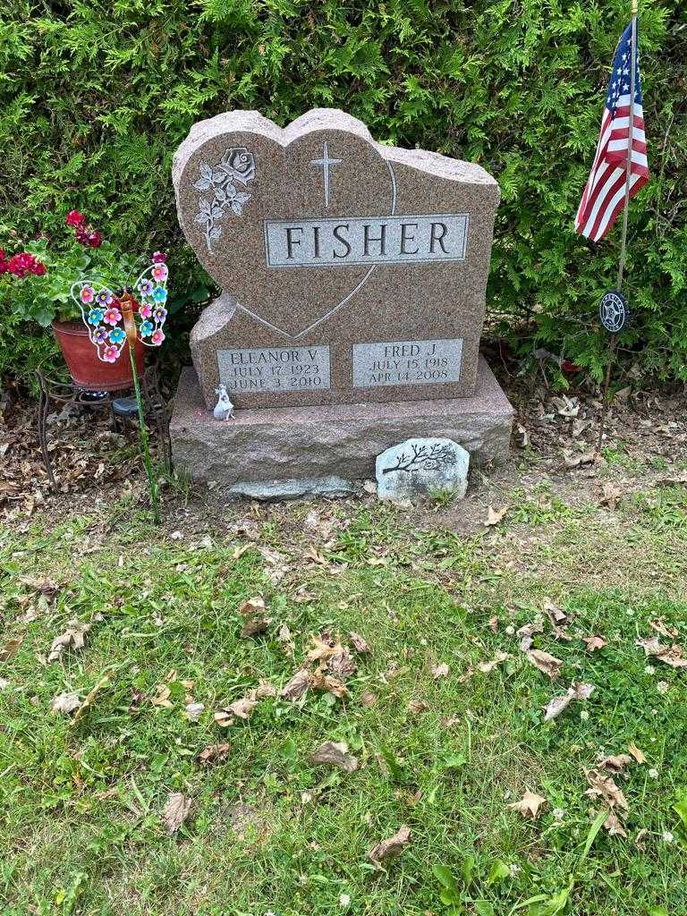 Fred J. Fisher's grave. Photo 2