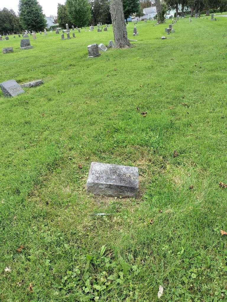 Charles D. Ross's grave. Photo 1