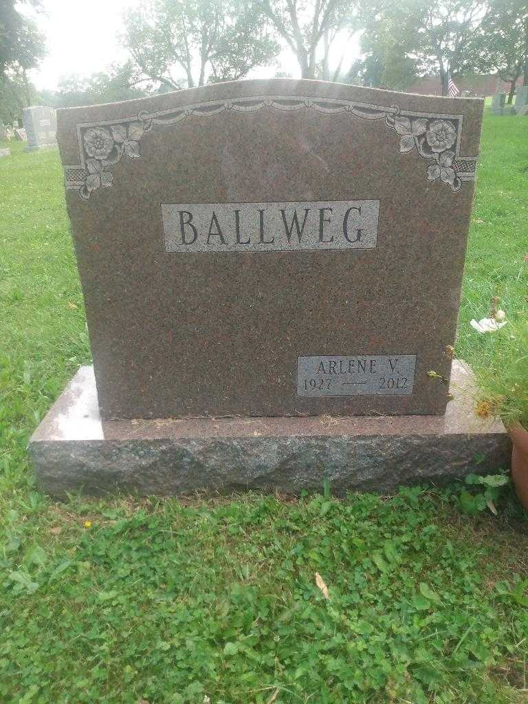 Arlene V. Ballweg's grave. Photo 2