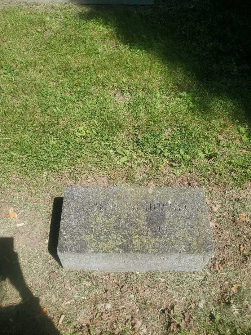 Lawiene "Elvina" Schoeneck's grave. Photo 2