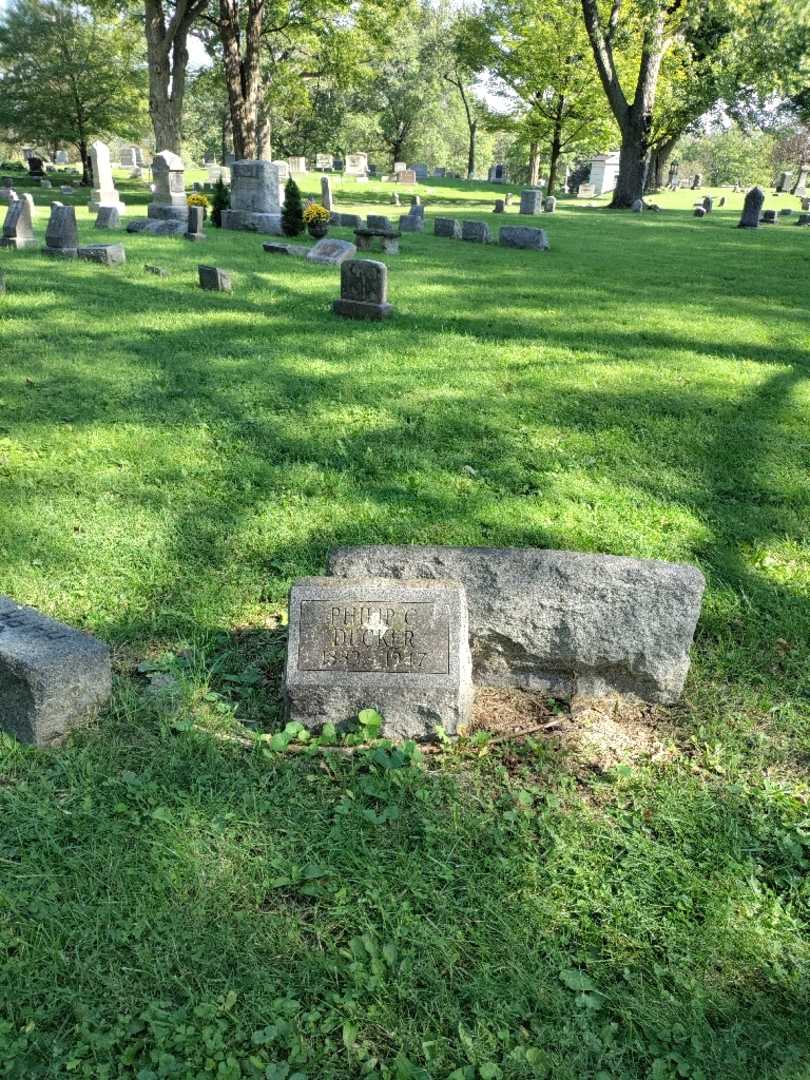 Philip C. Decker's grave. Photo 1