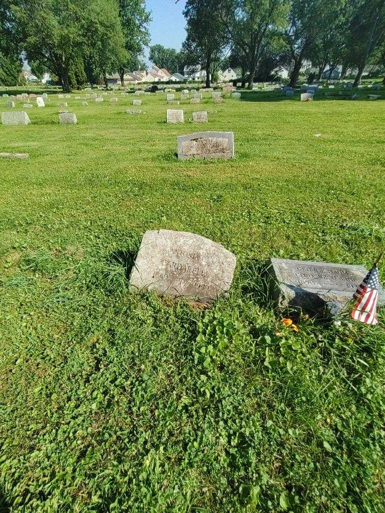 Antonia C. Cardarelli's grave. Photo 1