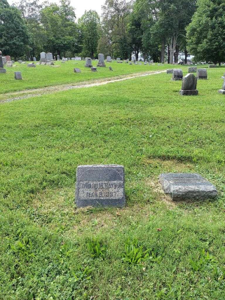 Edward M. Raynor Junior's grave. Photo 1