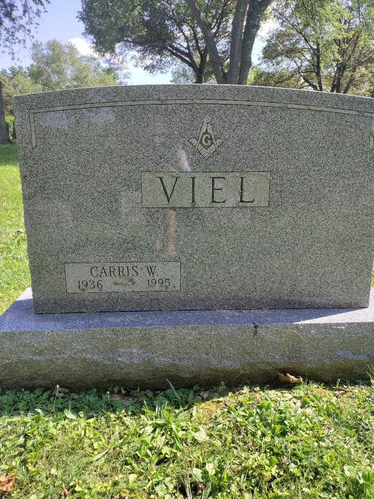 Carris W. Viel's grave. Photo 4