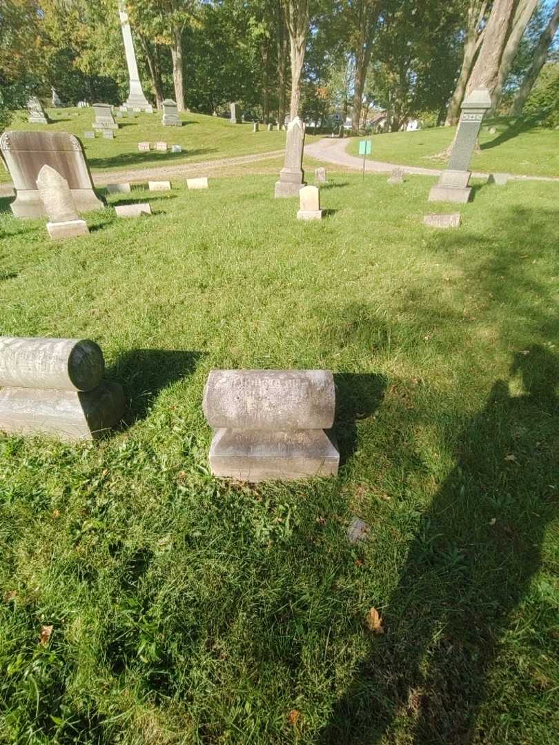 Augusta Bleyler's grave. Photo 1