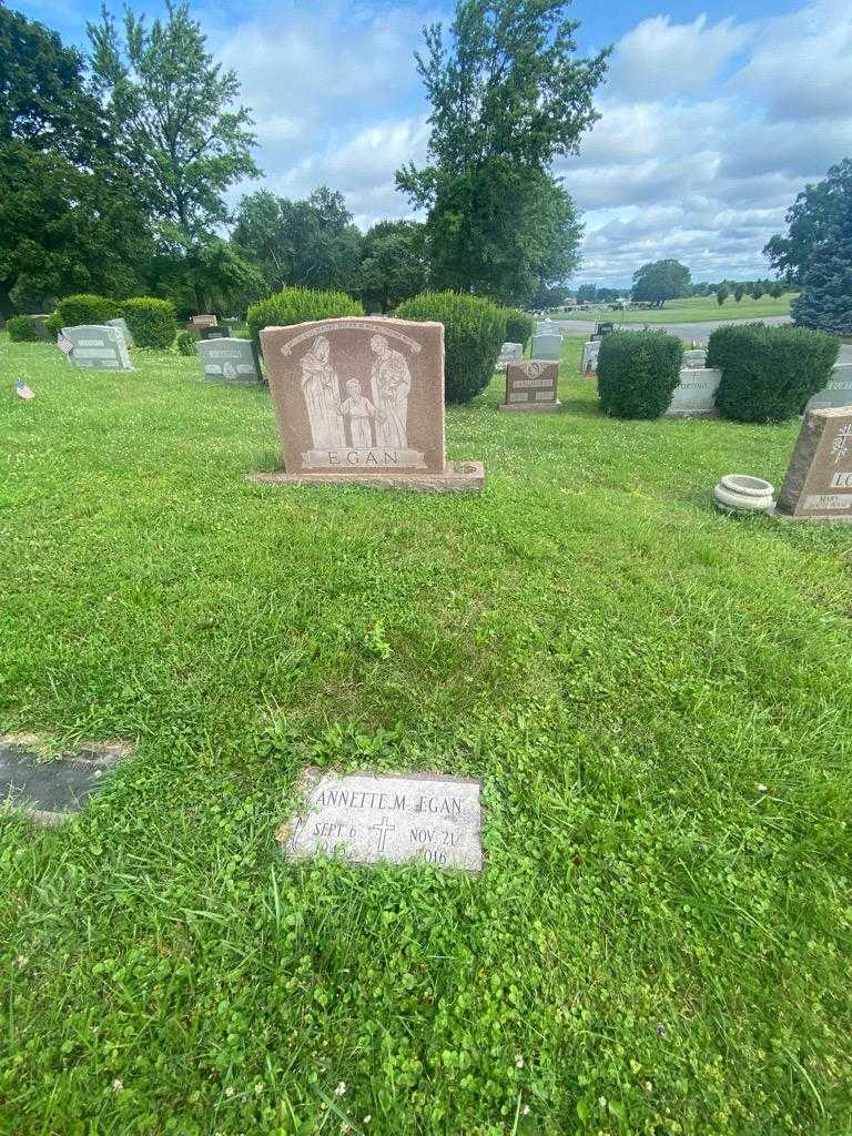 Annette M. Egan's grave. Photo 1