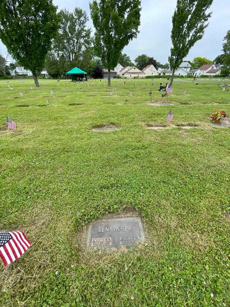 Wilbur A. Sensinger's grave. Photo 1