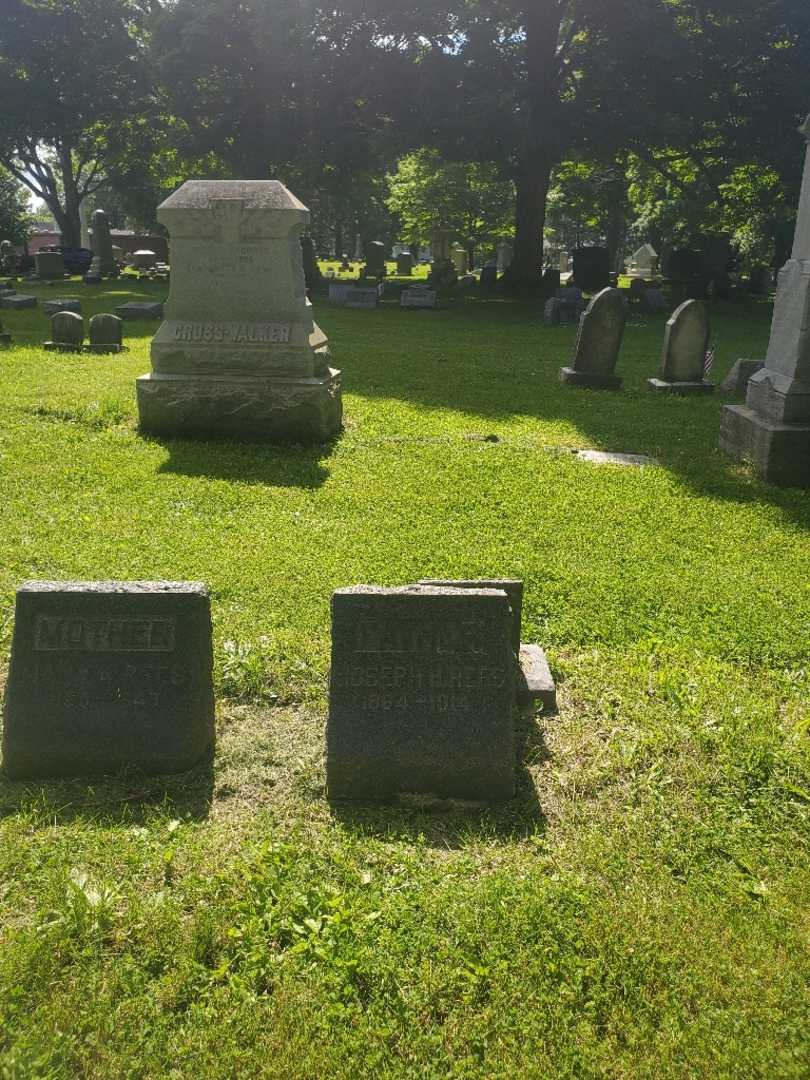 Joseph H. Rees's grave. Photo 1