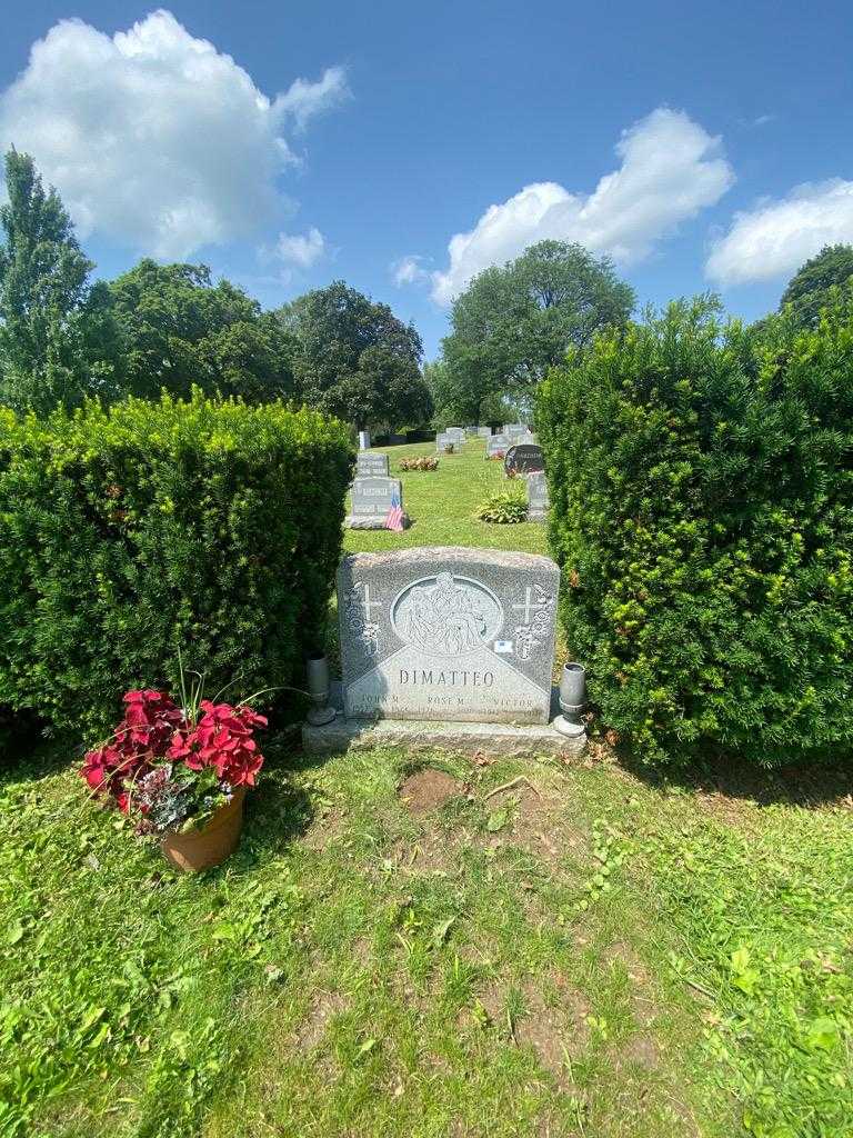 Rose M. Dimatteo's grave. Photo 1